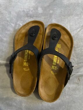 Birkenstock Black Thong Sandals with Brown Footbed